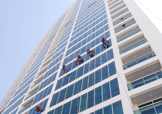 Outer Glass Cleaning By Rope Access 0558426325