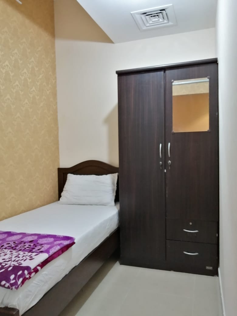 Closed Partition Room With Sharing Full Bathroom With Bathtub For Single Sharing