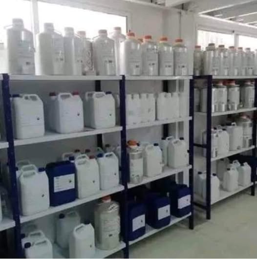 Grade Aaa Universal Ssd Solution Chemical in Dubai