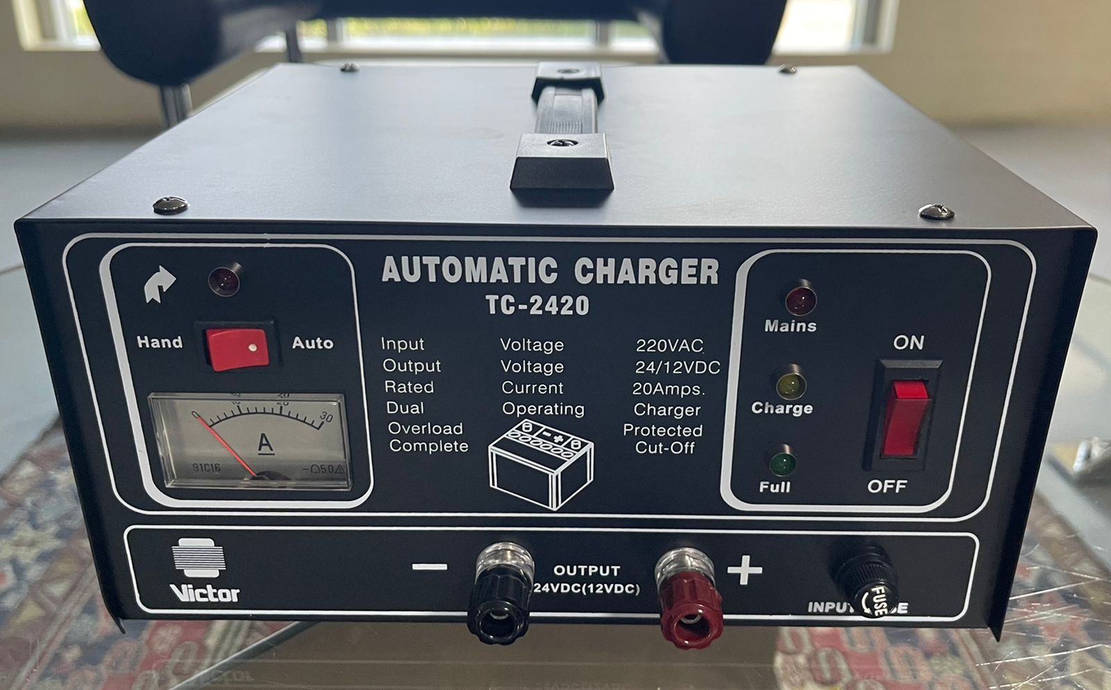 Battery Charger Tc 2420 for Sale in Dubai