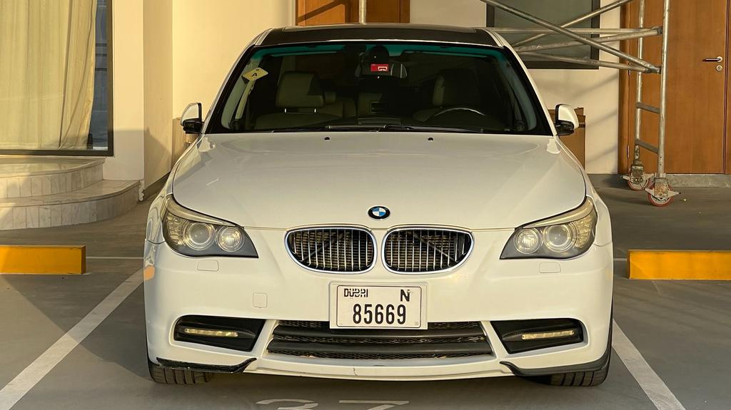 Bmw 525i E60 With Kit And Alloy for Sale in Dubai