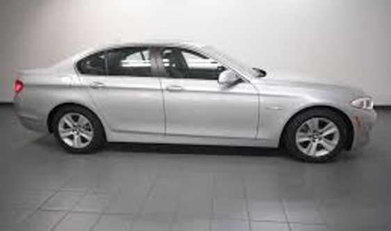 2013 Luxury Bmw 528i Car For Sell in Dubai