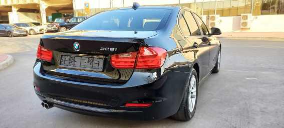 A Beautiful Bmw 320i 2017 Full Agency Service Accident Free