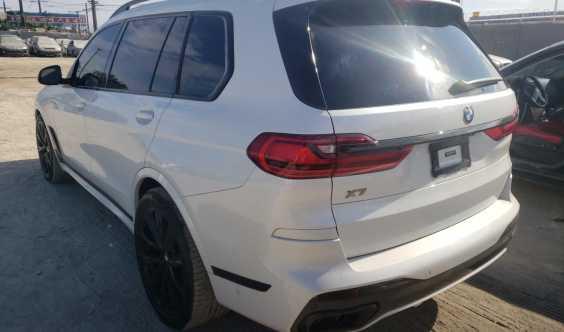 2020 Bmw X7 M50i Available in Dubai