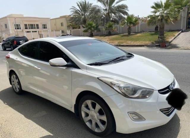 Hyundai Elantra Gls Top Option With Sunroof