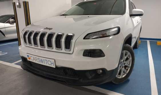 2015 Jeep Cherokee 3 2l V6 Longitude in Dubai