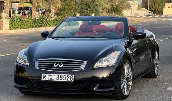 Infiniti G37 2012 Convertible for Sale in Dubai