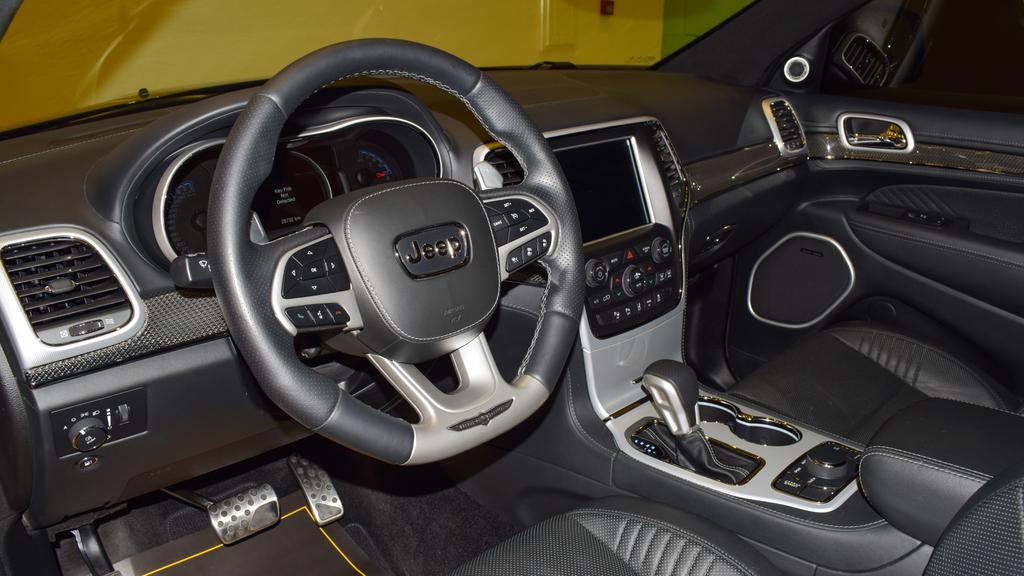 2018 Jeep Grand Cherokee Trackhawk Srt 707 Hp Fsh From Al Futtaim Gccs