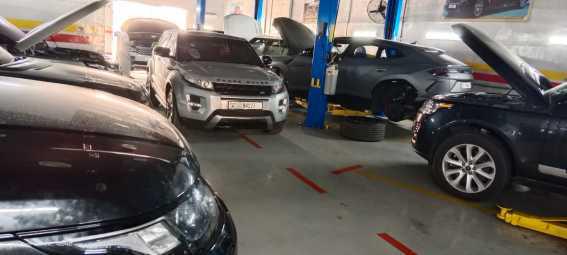 Range Rover Service Center In Dubai for Sale