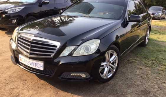 2010 Mercedes E300 3 0l V6 for Sale in Dubai