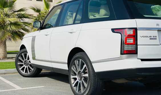 3280pm Range Rover Vogue Ll Warranty Ll 5 0 V8 Gcc Ll