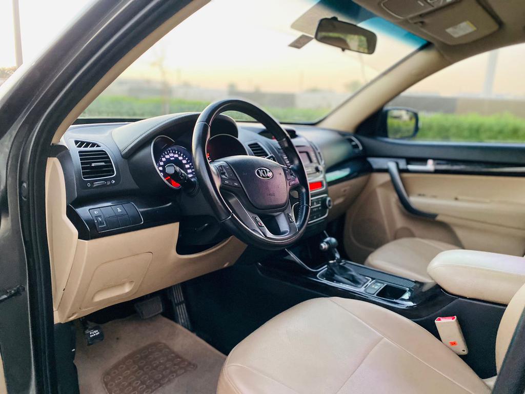 705pm Ll Kia Sorento Ll 3 5 V6 4wd Ll Gcc Ll Well Maintained