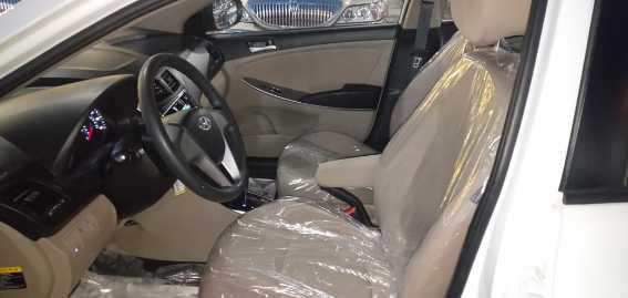 2010 Hyundai Accent for Sale in Dubai