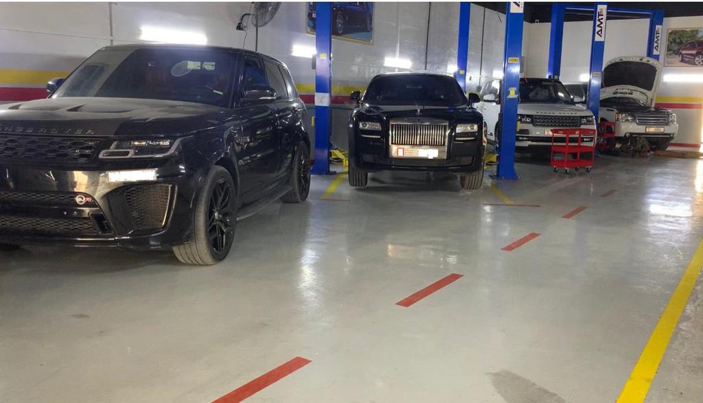 Range Rover Repair In Sharjah for Sale