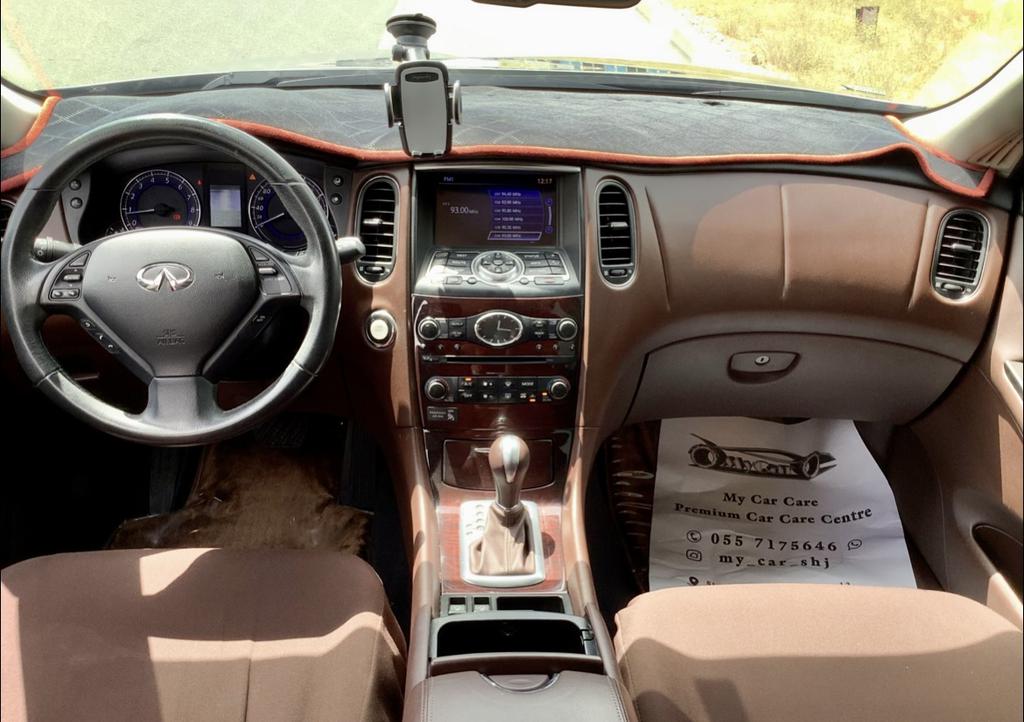 Infiniti Qx50 2014 Gcc Specs for Sale in Dubai