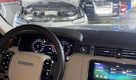 Range Rover And Land Rover Auto Workshop In Dubai