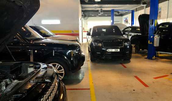 Range Rover And Land Rover Auto Workshop In Dubai