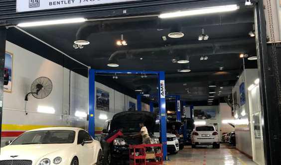 Porsche Bentley Mercedes Rolls Royce Repairing Dubai