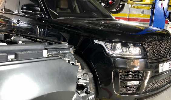 Range Rover And Land Rover Services Workshop In Sharjah