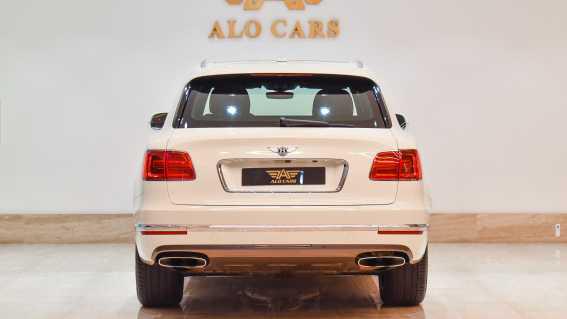 2017 Bentley Bentayga W12 Gcc Specification