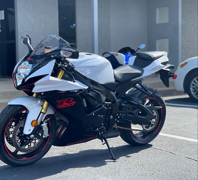2019 Suzuki Gsx R750cc Available For Sale in Dubai