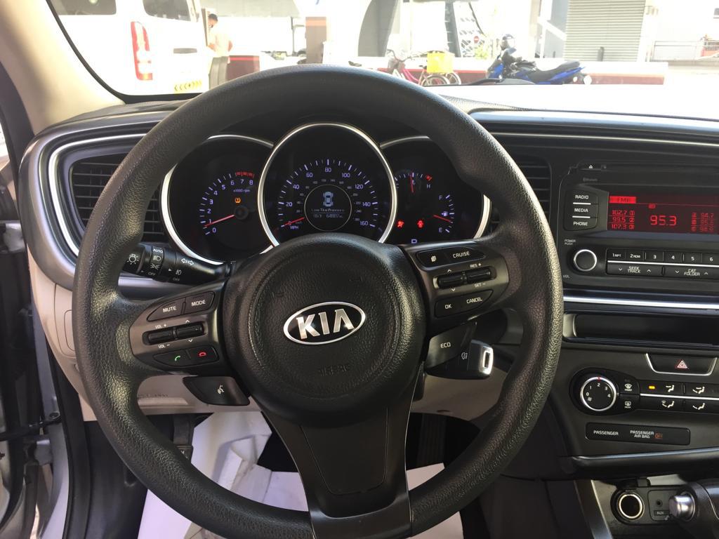 Kia Optima 2015 Silver For Sale in Dubai