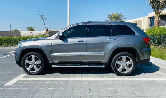 Jeep Grand Cherokee 2011 Ll 5 7 V8 4wd Ll Gcc Ll Full Option