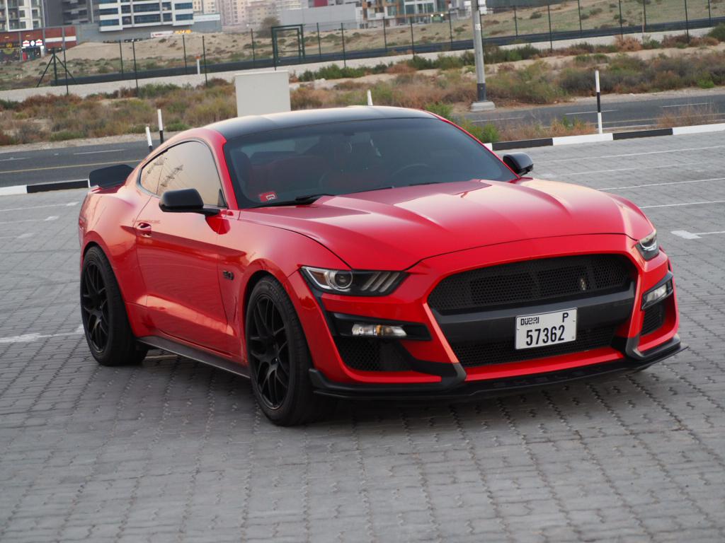 A Beautiful And Well Kept Ford Mustang V6 Shelby Bodykit Tesla Screen