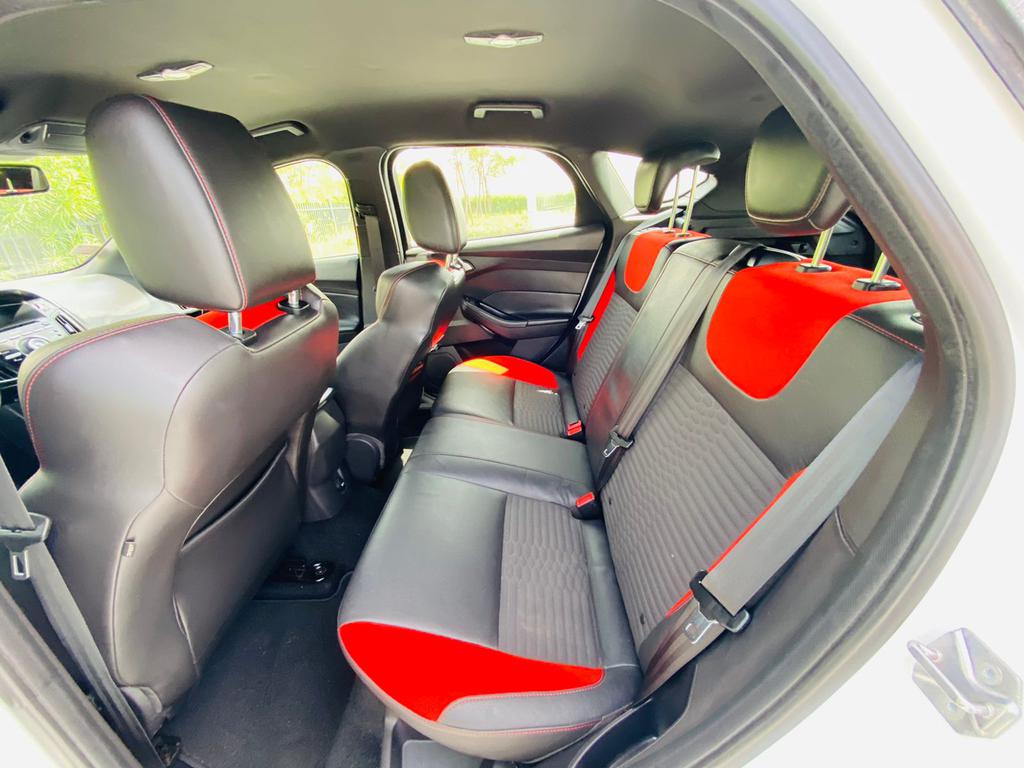 Ramadan Offer Focus St Ll Manual Transmission Ll Gcc Ll Well Maintained