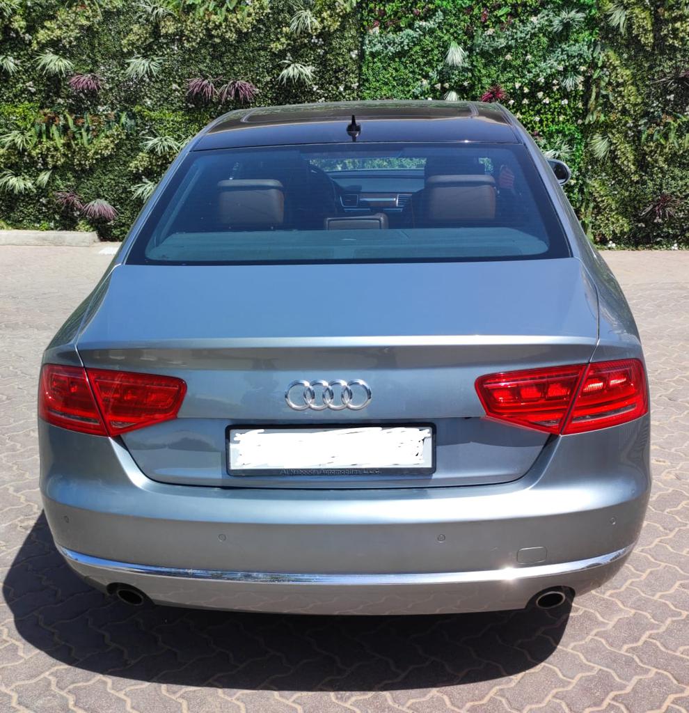 Well Maintained Audi A8 2012 Silver 117000kms+
