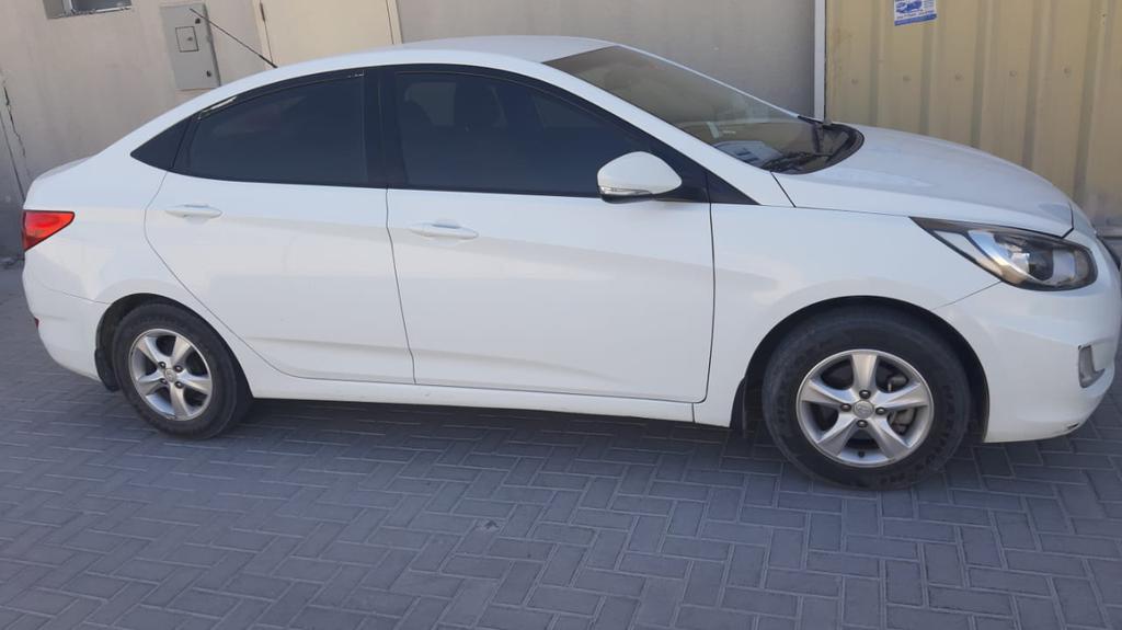 Hyundai Accent 1 6l 2015 Urgent Sale in Dubai