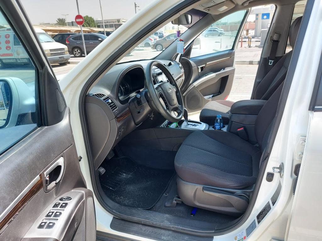 Hyundai Santa Fe for Sale in Dubai