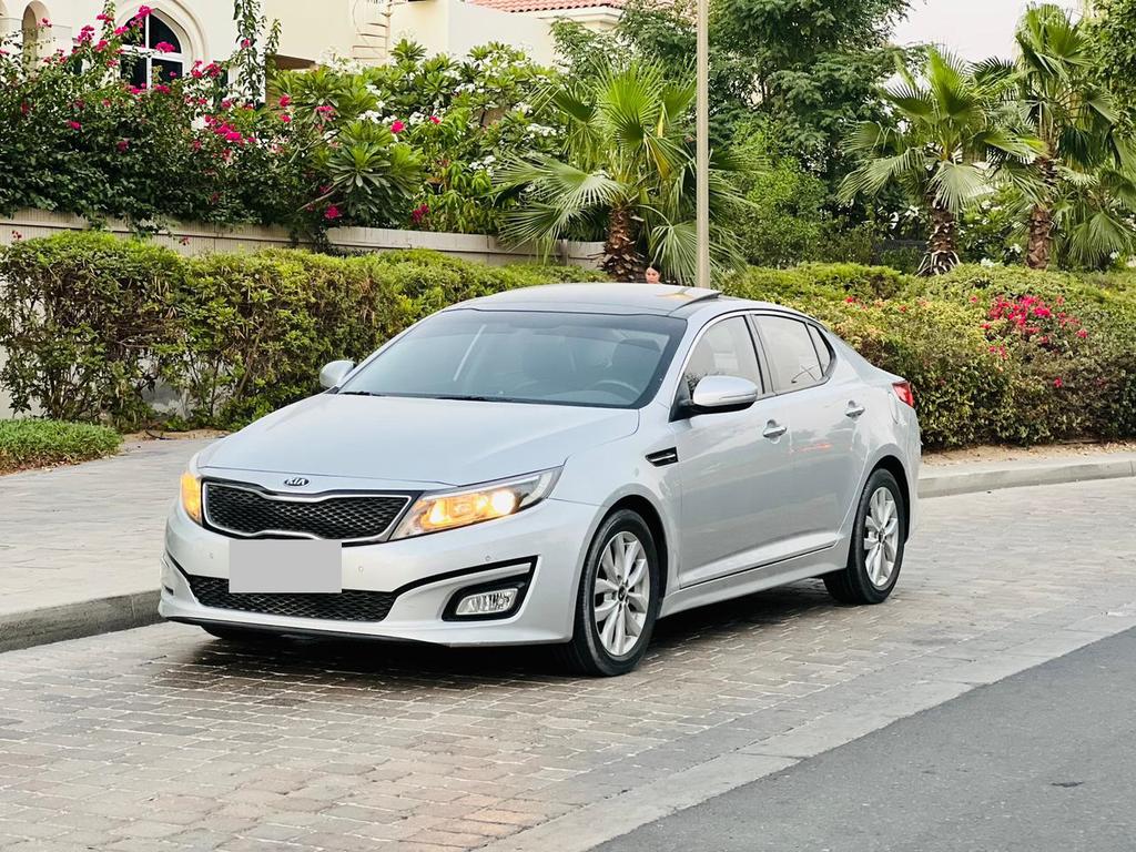 600pm Optima 2 4l Ll Panaromic Roof Ll Gcc Ll Well Maintained