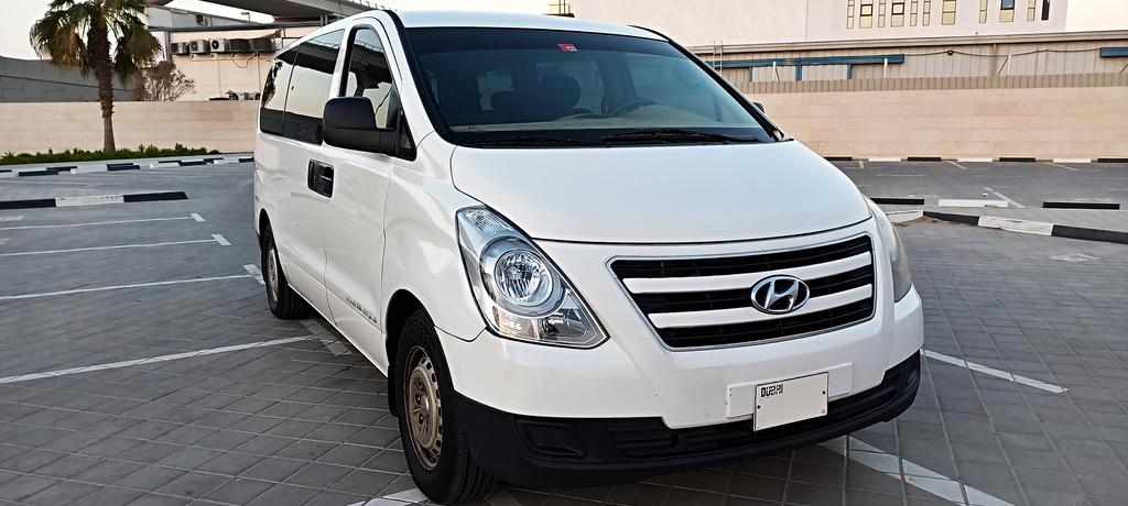 Hyundai H1 Gl 2016 Gcc 12 Seater for Sale in Dubai