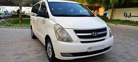 Hyundai H1 Mid Option 2014 Gcc 9 Seater Clean And Neat Vehicle
