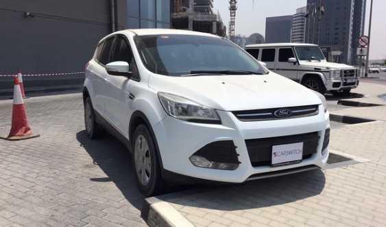 2016 Ford Escape 2 5l I4 for Sale in Dubai