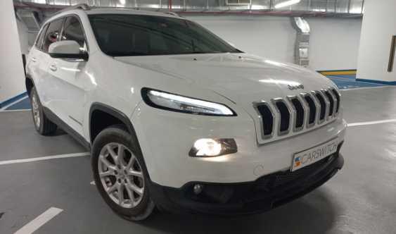 2015 Jeep Cherokee 3 2l V6 Longitude in Dubai