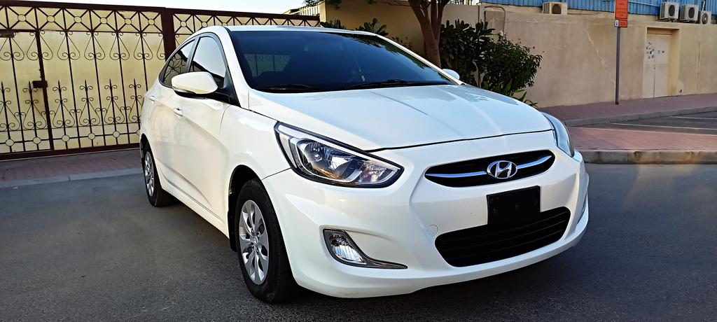 Hyundai Accent Gl 2016 Gcc 1400 Cc In Clean And Neat Condition