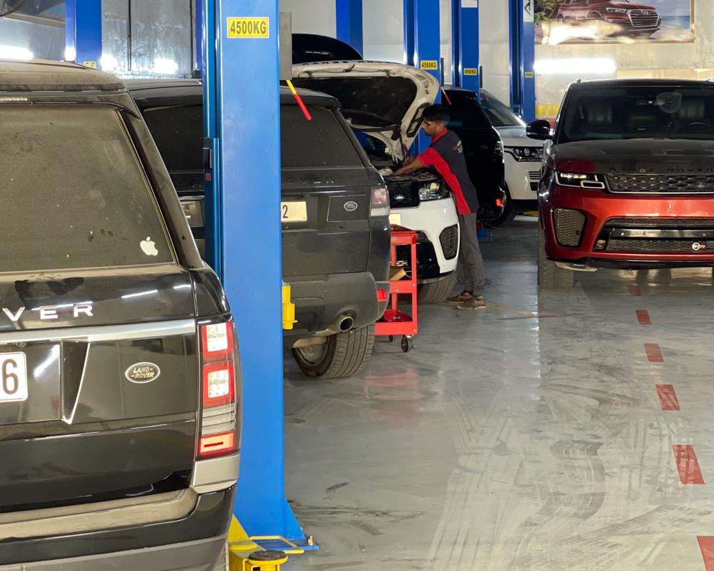 Range Rover Maintenance Center In Dubai