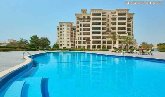 Large Marina Apartment One Bedroom Live By The Beach