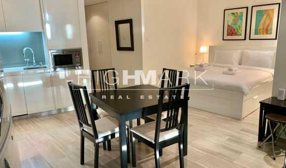 Modern Furnished Studio Apartment  With City View On High Floor