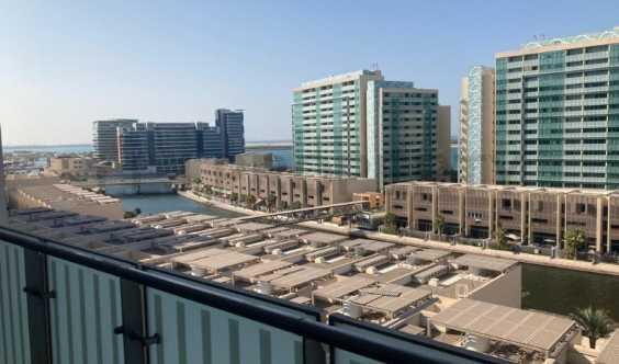 2 Bedrooms Apartment  Community View With Balcony Beach Access