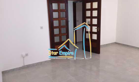 Khalidiyah 2 Bedrooms Apartment  With Balcony Near Cornich