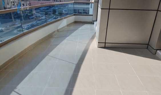 Chiller Free Maid Room 3 Balconies to Rent