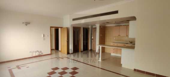One Month Free Spacious Unit Ready To Move In