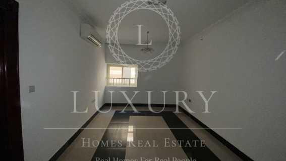 Spacious Modern Single Family With Basement Parking