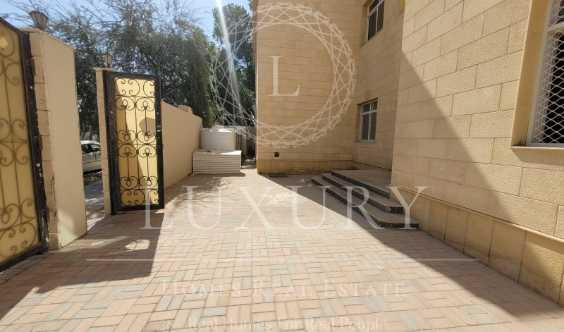 No Tawteeq Very Spacious Close To Markets And Park