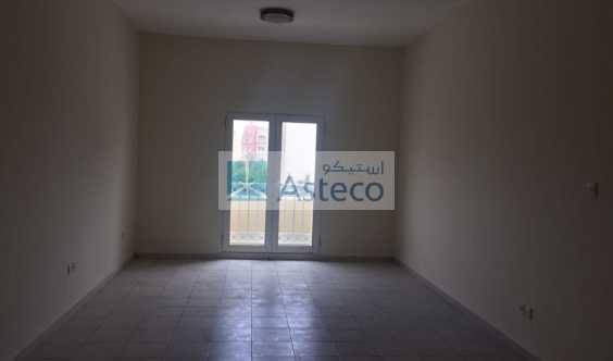 1 Month Free Chiller Free 970 Sqft Street 04