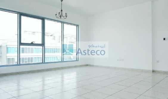 Pool View Open Kitchen 1 Bedroom Apartment  With Balcony