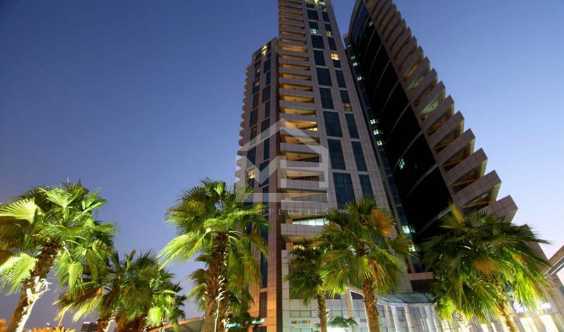 4 Cheques Comfort And Convenience 2 Bedrooms Apartment  W Parking